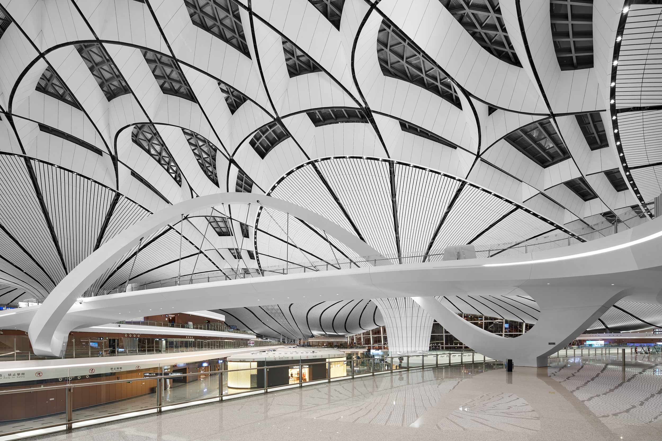 Beijing-Daxing-airport-arrival-bridge