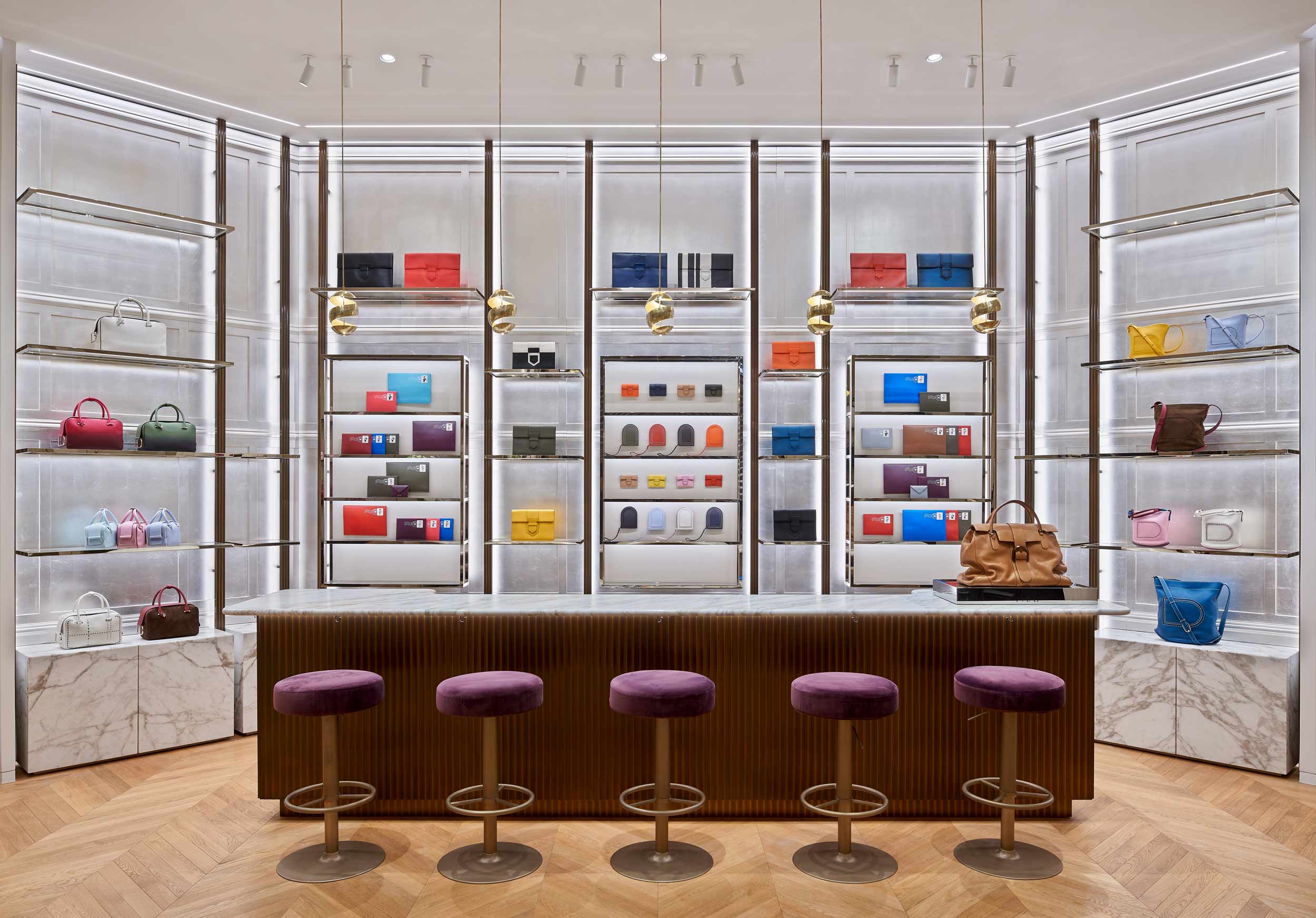Delvaux-retail-flagship-store_K11mall