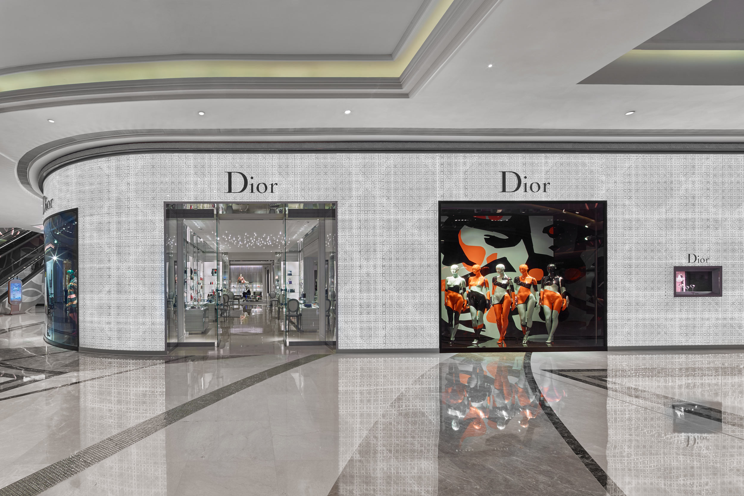 Dior-store-front-Galaxy-Macao