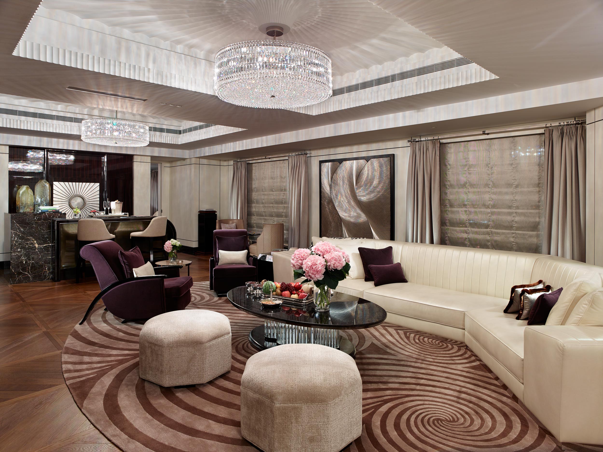 Mandarin-Oriental-Suite-livingroom